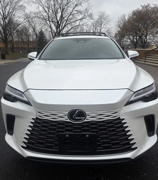 2024 Lexus RX 5th Gen - Image 2 of 21