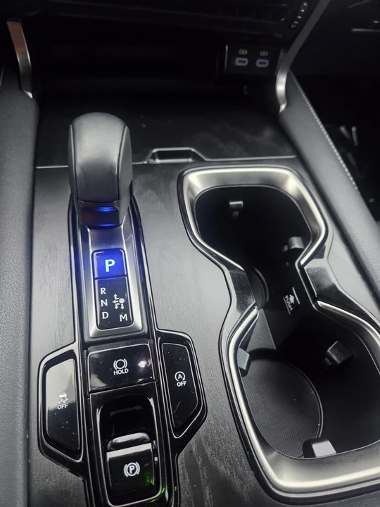 2024 Lexus RX 5th Gen - Image 16 of 21