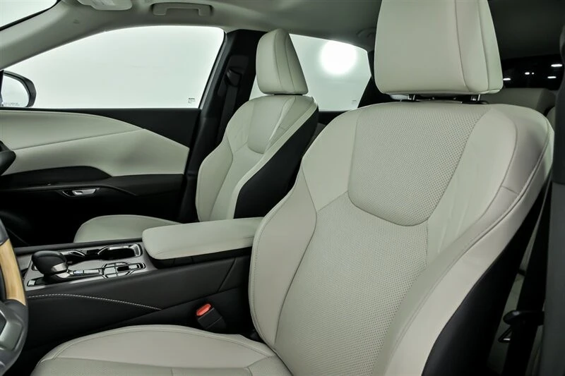 2024 Lexus RX 5th Gen - Image 21 of 21