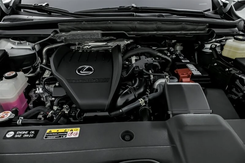 2024 Lexus RX 5th Gen - Image 17 of 21