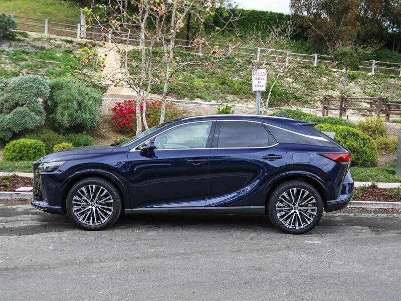2024 Lexus RX 5th Gen - Image 4 of 21