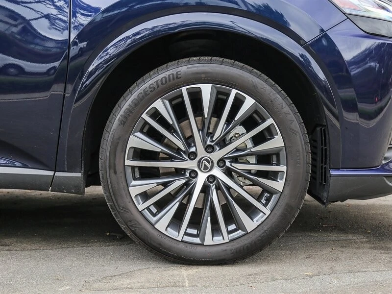 2024 Lexus RX 5th Gen - Image 13 of 21