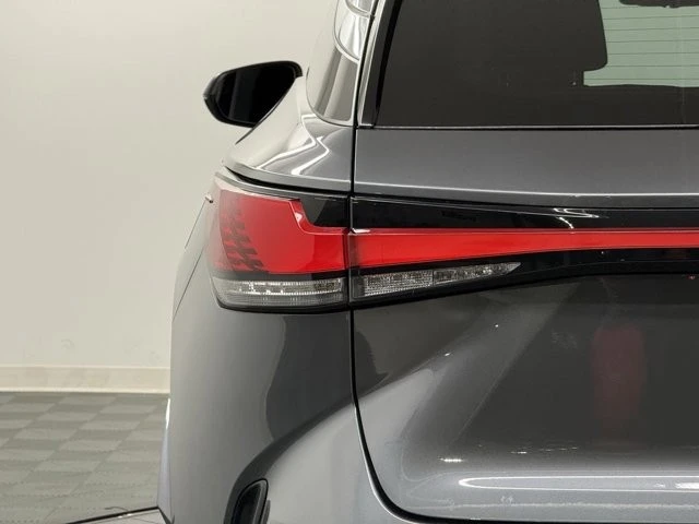 2024 Lexus RX 5th Gen - Image 9 of 12