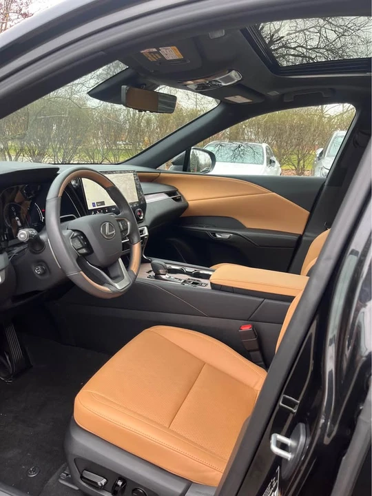 2024 Lexus RX 5th Gen - Image 9 of 20