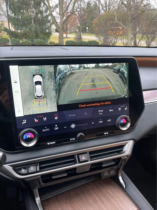 2024 Lexus RX 5th Gen - Image 18 of 20