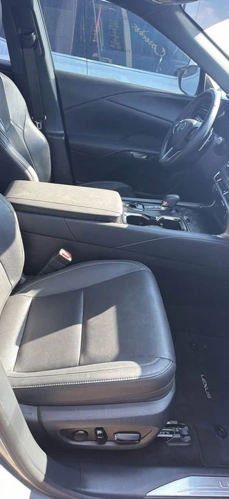 2024 Lexus RX 5th Gen - Image 6 of 12