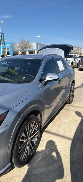 2024 Lexus RX 5th Gen - Image 4 of 12