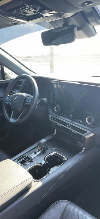 2024 Lexus RX 5th Gen - Image 7 of 12