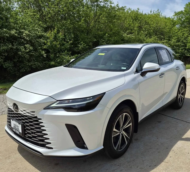 2024 Lexus RX 5th Gen - Image 6 of 18