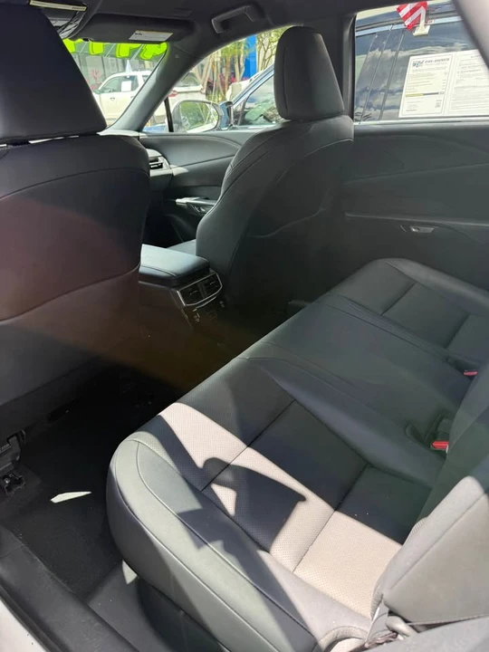 2024 Lexus RX 5th Gen - Image 5 of 6