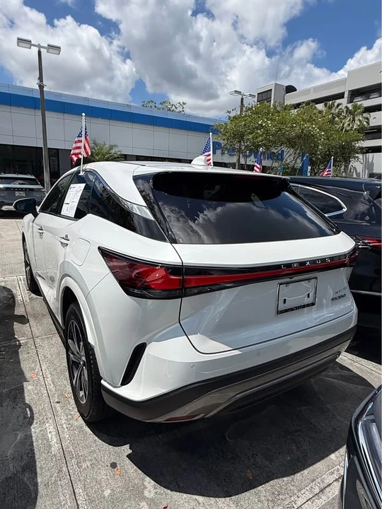 2024 Lexus RX 5th Gen - Image 3 of 6