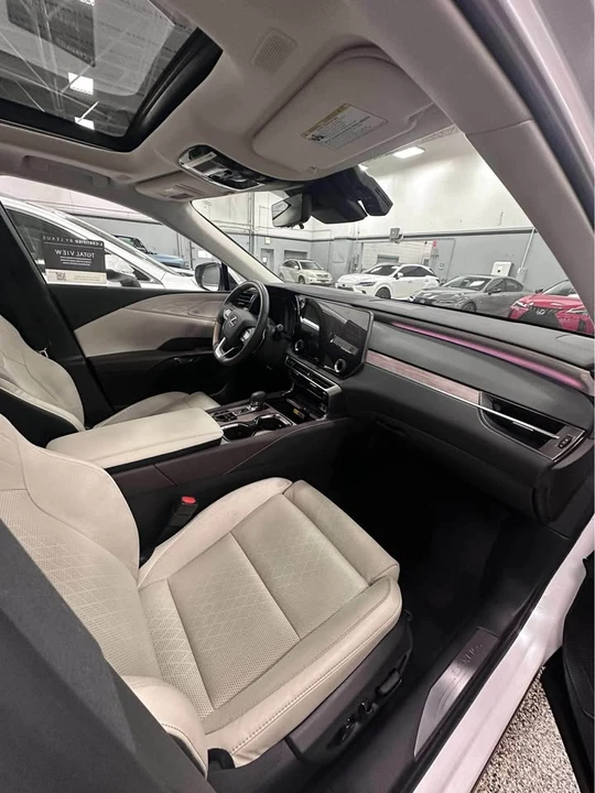 2024 Lexus RX 5th Gen - Image 3 of 9