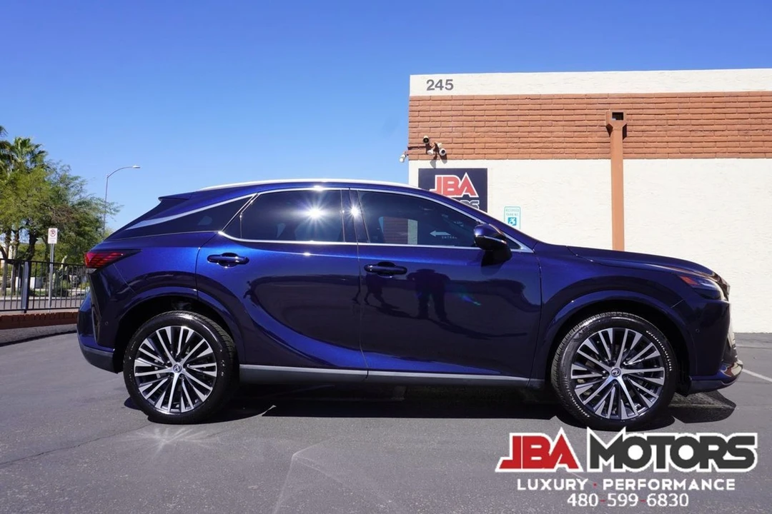 2024 Lexus RX 5th Gen - Image 10 of 12