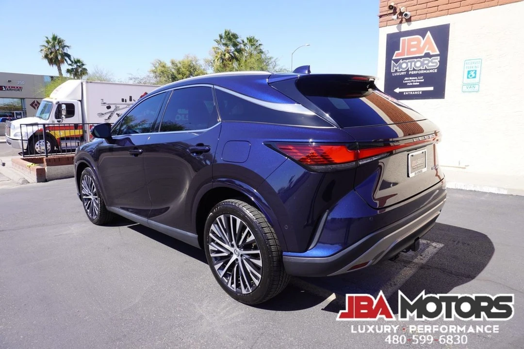 2024 Lexus RX 5th Gen - Image 4 of 12