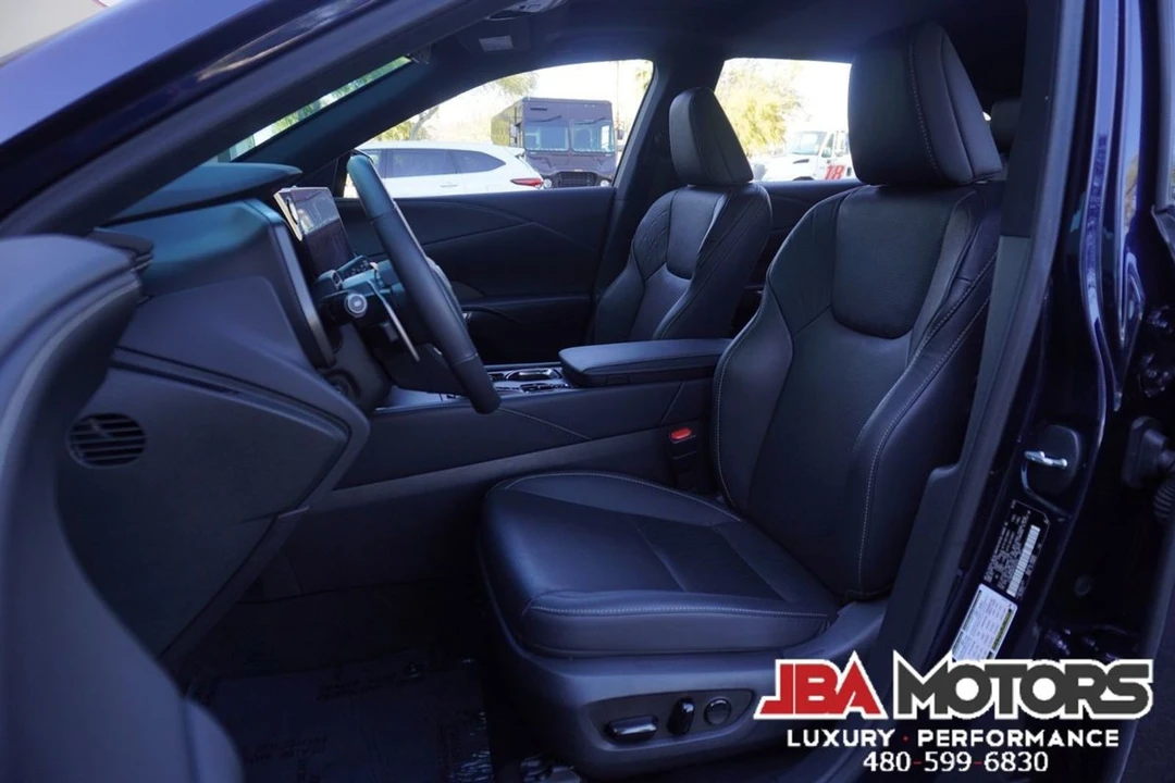2024 Lexus RX 5th Gen - Image 6 of 12
