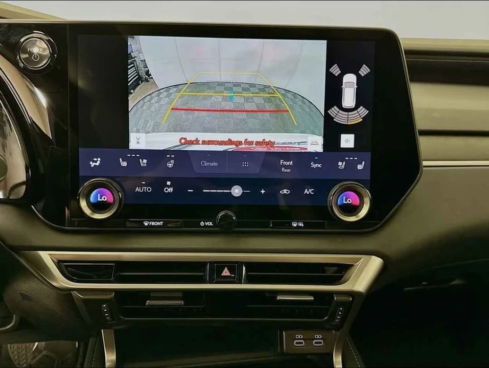 2024 Lexus RX 5th Gen - Image 6 of 12