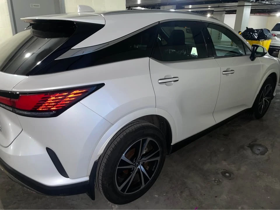 2024 Lexus RX 5th Gen - Image 4 of 12