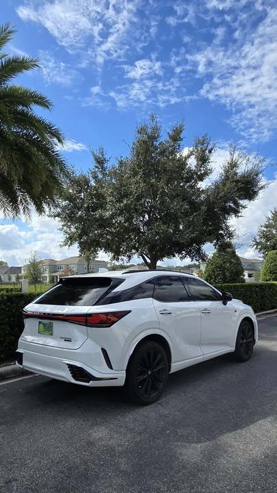 2024 Lexus RX 5th Gen - Image 7 of 18