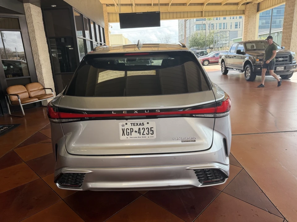2024 Lexus RX 5th Gen - Image 11 of 12