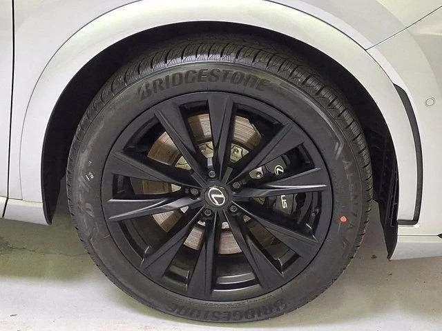 2024 Lexus RX 5th Gen - Image 8 of 20