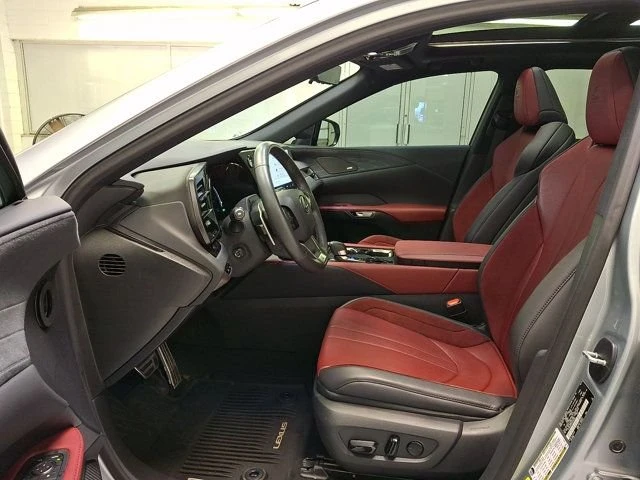 2024 Lexus RX 5th Gen - Image 13 of 20