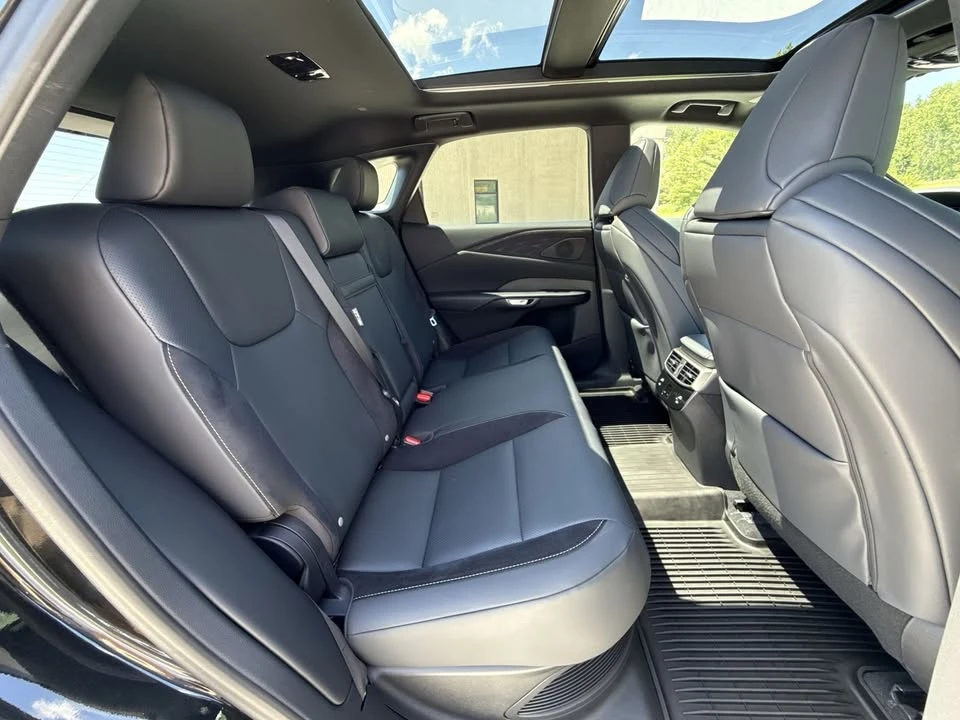 2024 Lexus RX 5th Gen - Image 11 of 20