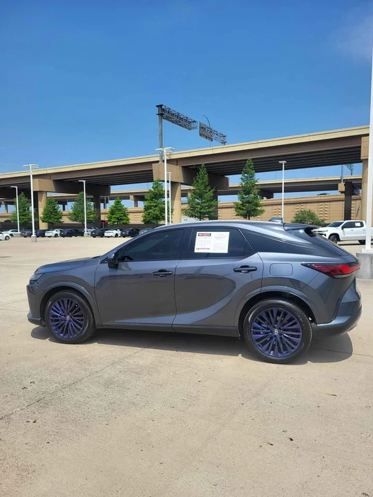 2024 Lexus RX 5th Gen - Image 2 of 6