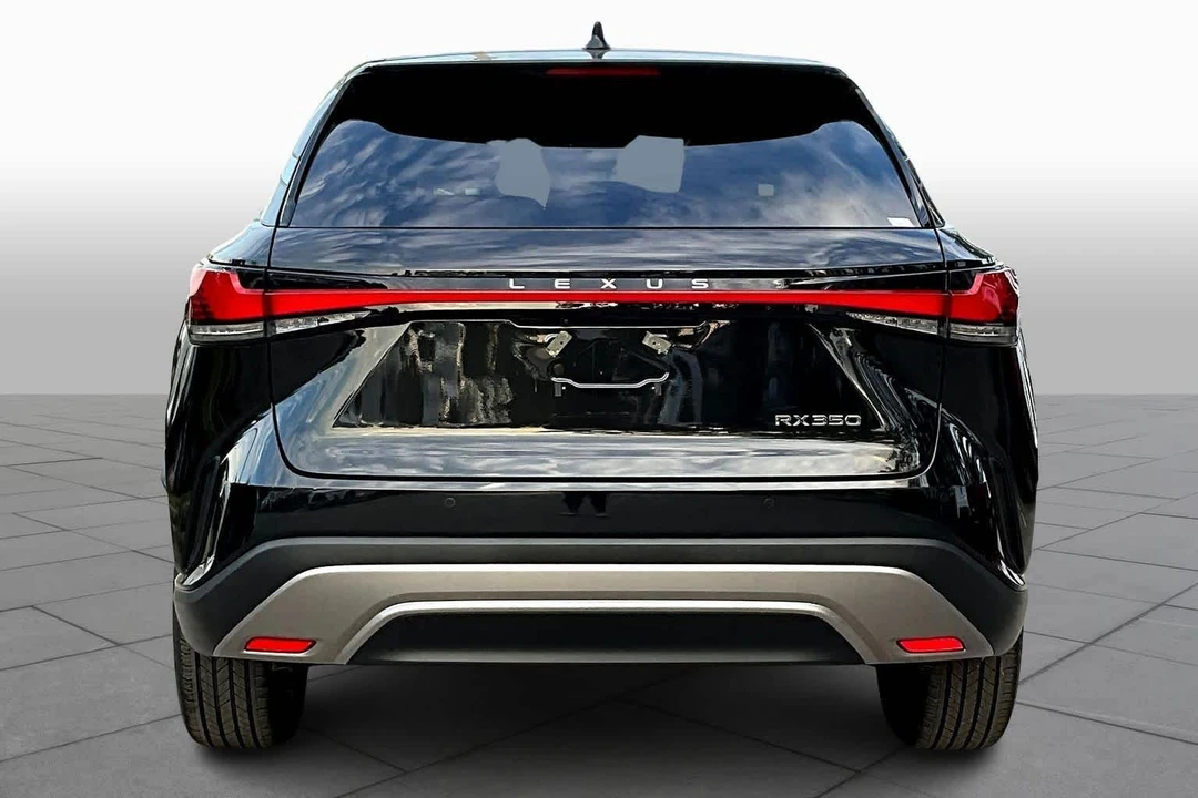 2024 Lexus RX 5th Gen - Image 7 of 12