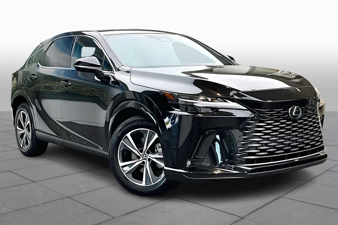 2024 Lexus RX 5th Gen - Image 6 of 12