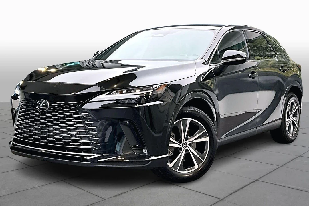 2024 Lexus RX 5th Gen - Image 2 of 12