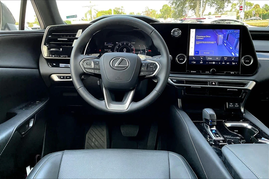 2024 Lexus RX 5th Gen - Image 9 of 12