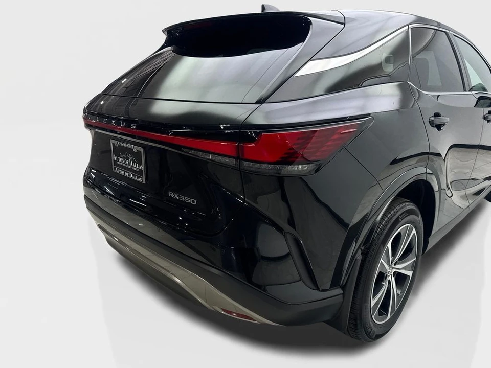 2024 Lexus RX 5th Gen - Image 18 of 21