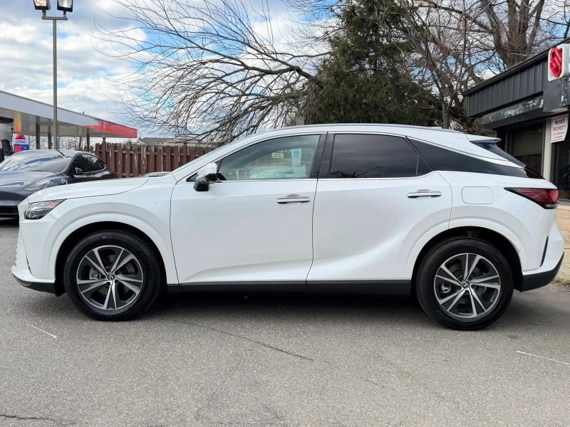 2024 Lexus RX 5th Gen - Image 7 of 12