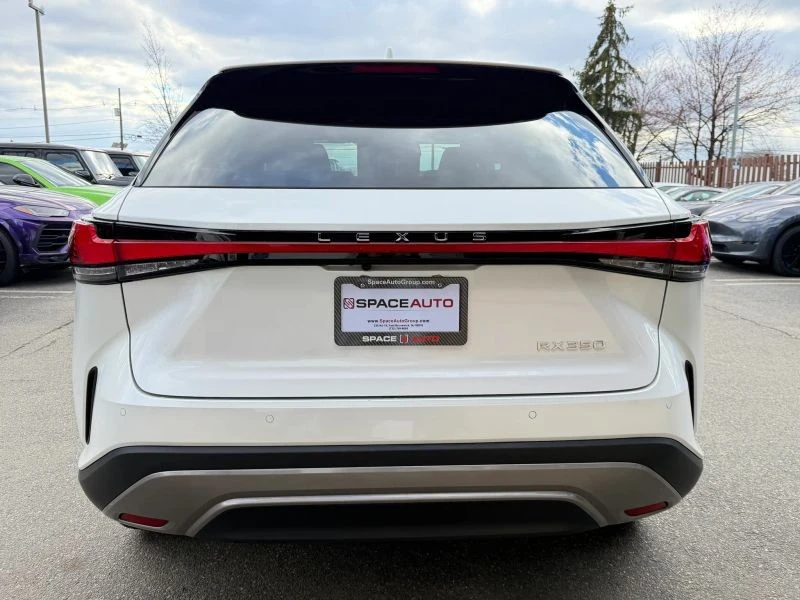 2024 Lexus RX 5th Gen - Image 5 of 12