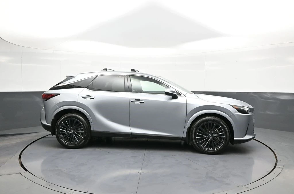 2024 Lexus RX 5th Gen - Image 5 of 12