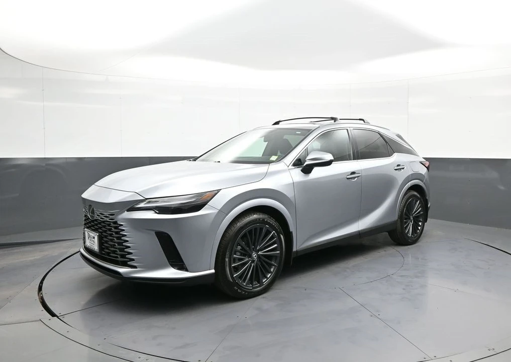 2024 Lexus RX 5th Gen - Image 10 of 12