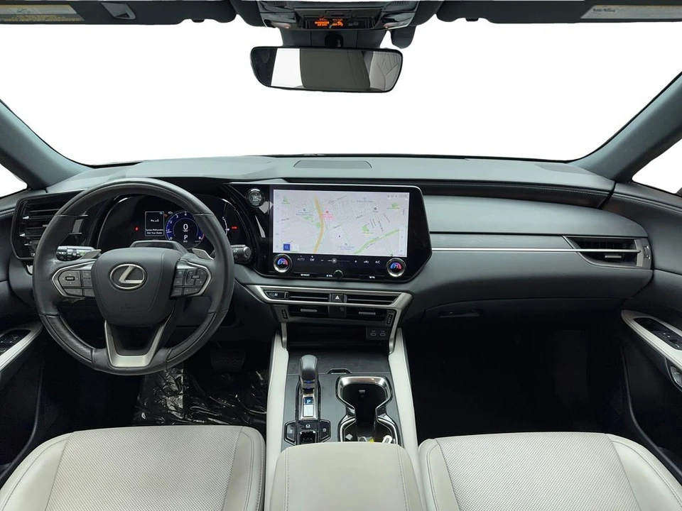 2024 Lexus RX 5th Gen - Image 17 of 21