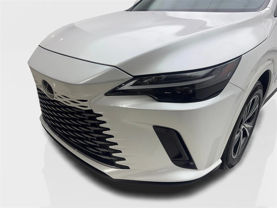 2024 Lexus RX 5th Gen - Image 16 of 21