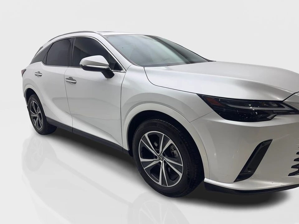 2024 Lexus RX 5th Gen - Image 12 of 21