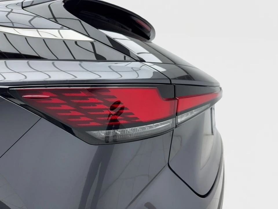 2024 Lexus RX 5th Gen - Image 9 of 21