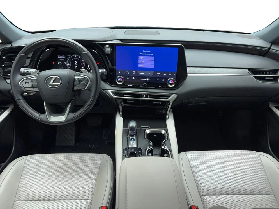 2024 Lexus RX 5th Gen - Image 16 of 21