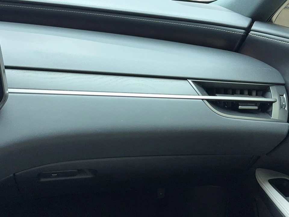 2024 Lexus RX 5th Gen - Image 18 of 21