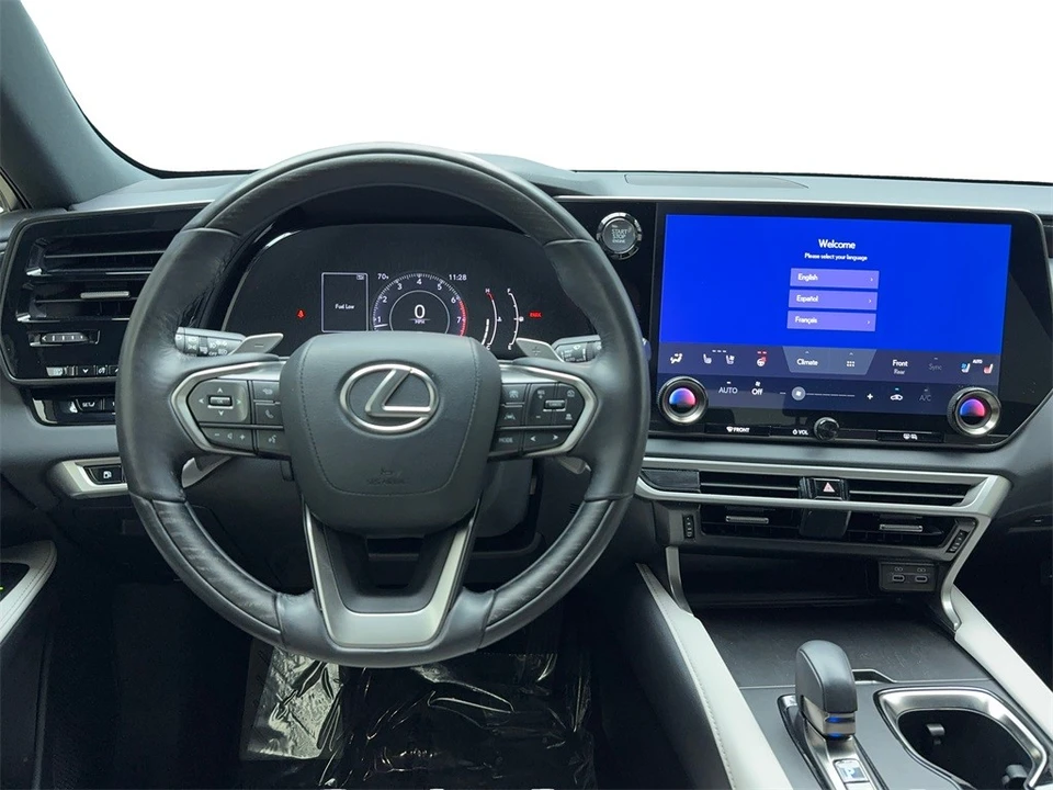 2024 Lexus RX 5th Gen - Image 16 of 21