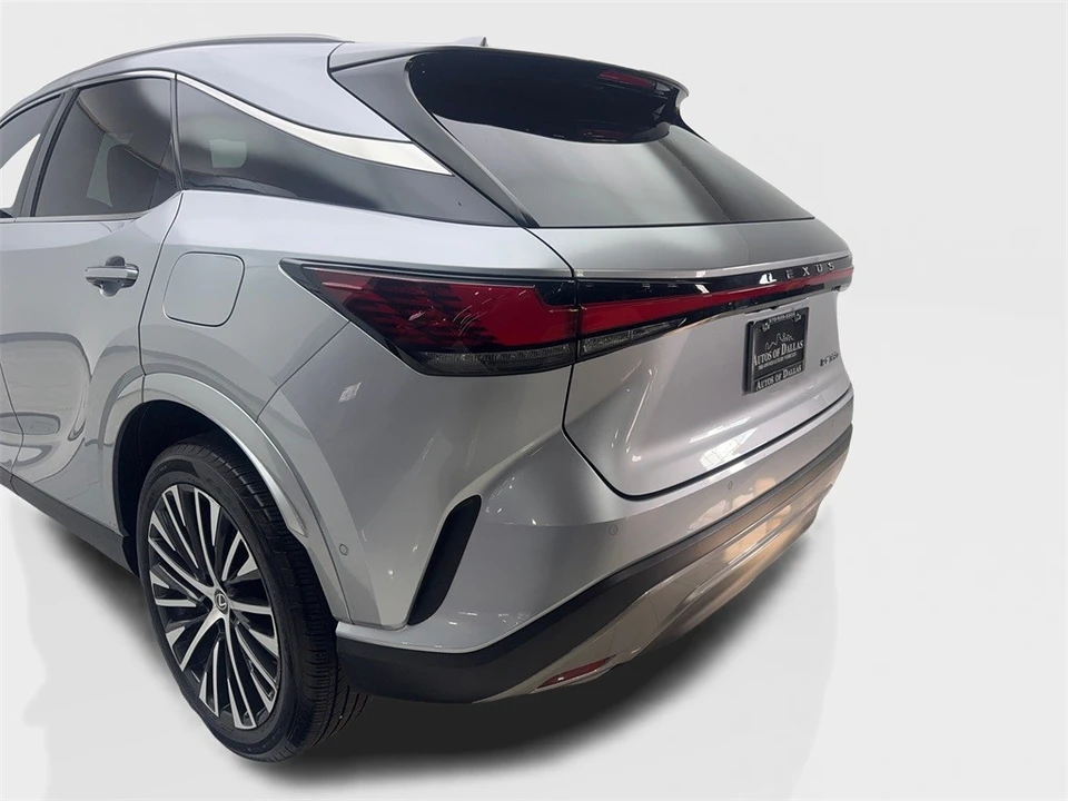 2024 Lexus RX 5th Gen - Image 19 of 21