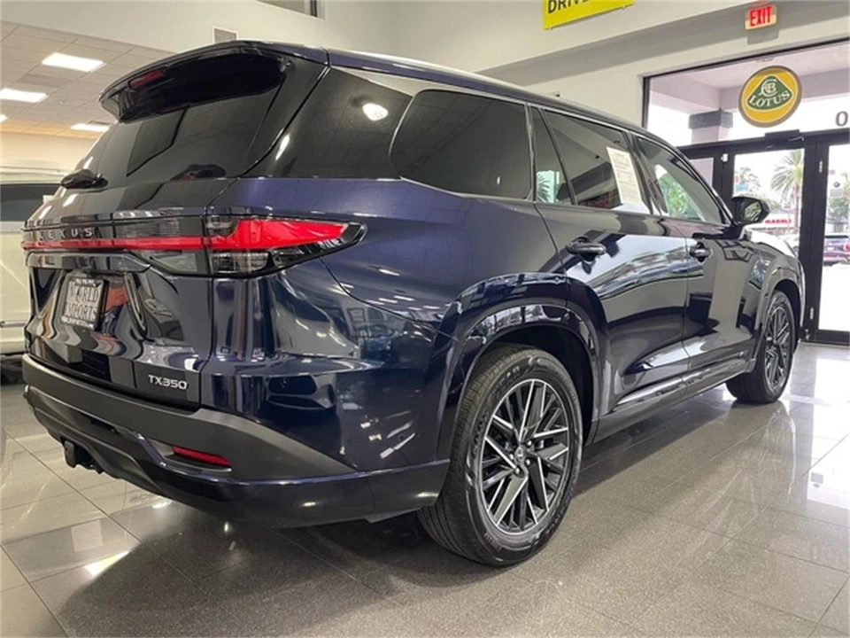 2024 Lexus RX 5th Gen - Image 5 of 31