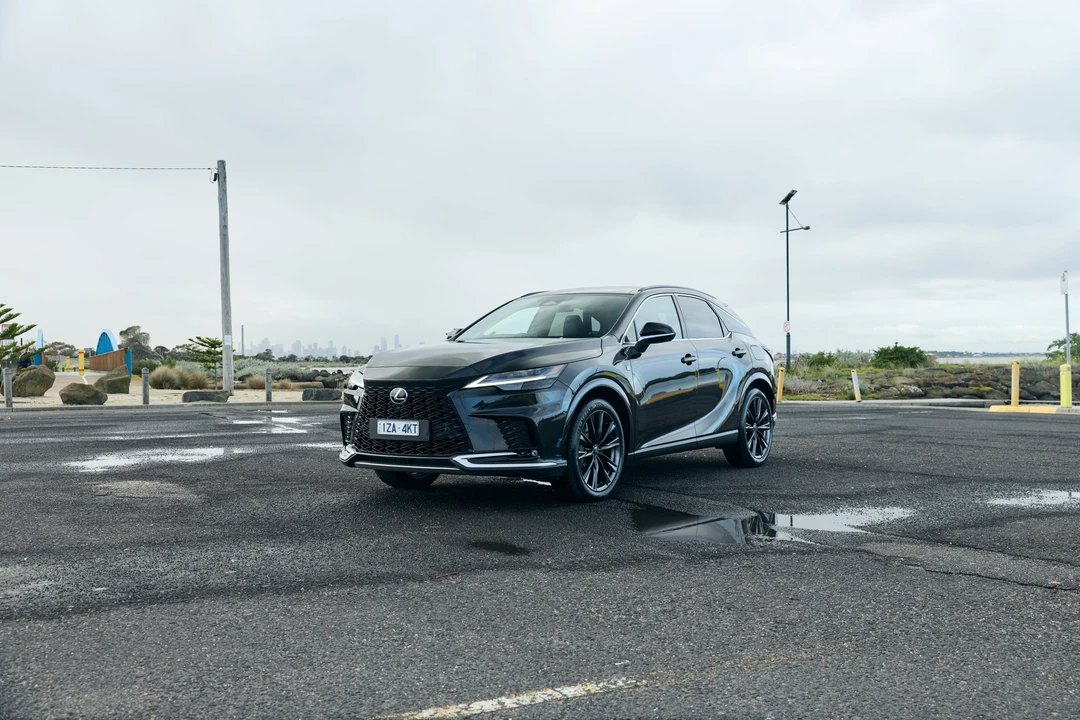 2024 Lexus RX 5th Gen - Image 10 of 31