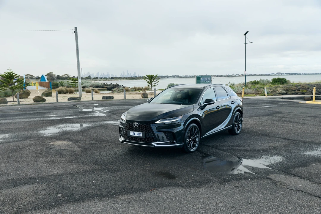 2024 Lexus RX 5th Gen - Image 17 of 31