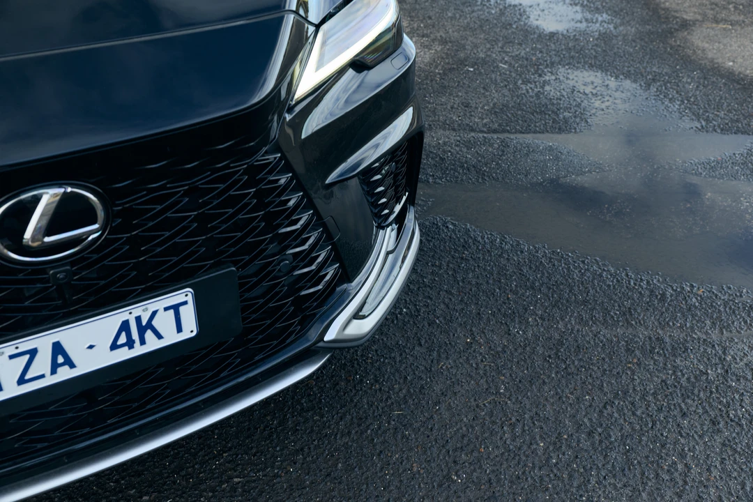 2024 Lexus RX 5th Gen - Image 24 of 31