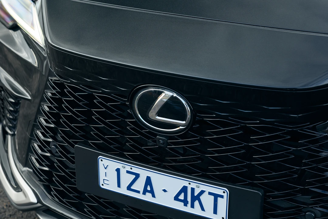 2024 Lexus RX 5th Gen - Image 27 of 31