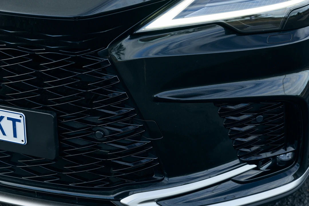 2024 Lexus RX 5th Gen - Image 28 of 31